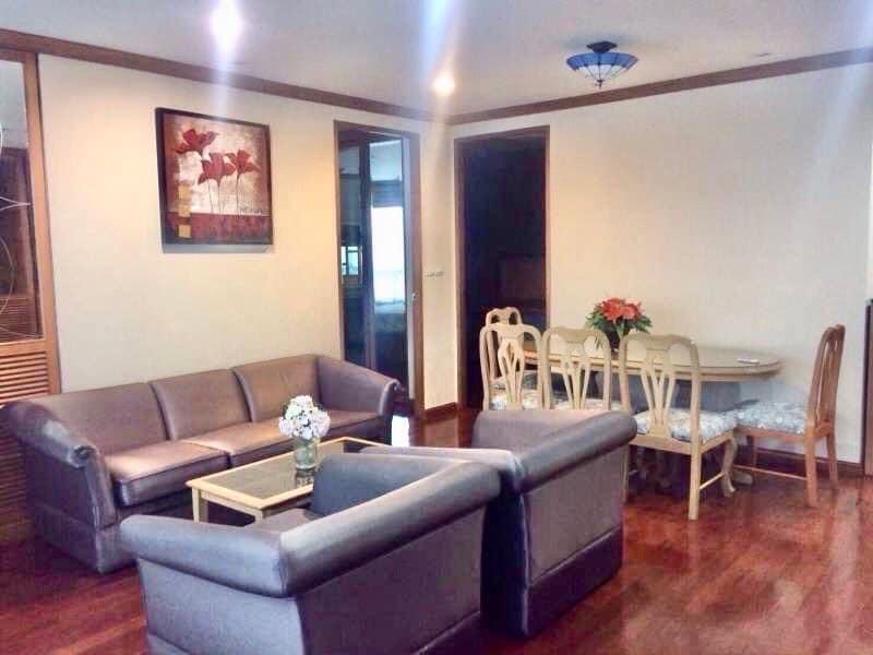 NS: For Rent!!  President Place Ploenchit.