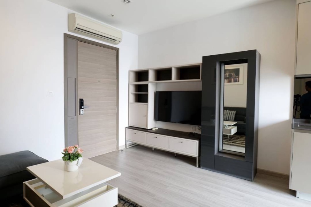 NS: For Rent!!  The Room Sukhumvit 69