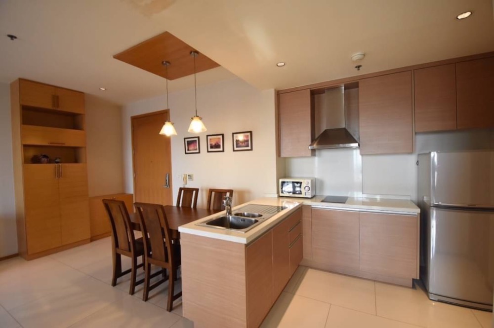 NS: For Rent!!  Emporio place Sukhumvit24