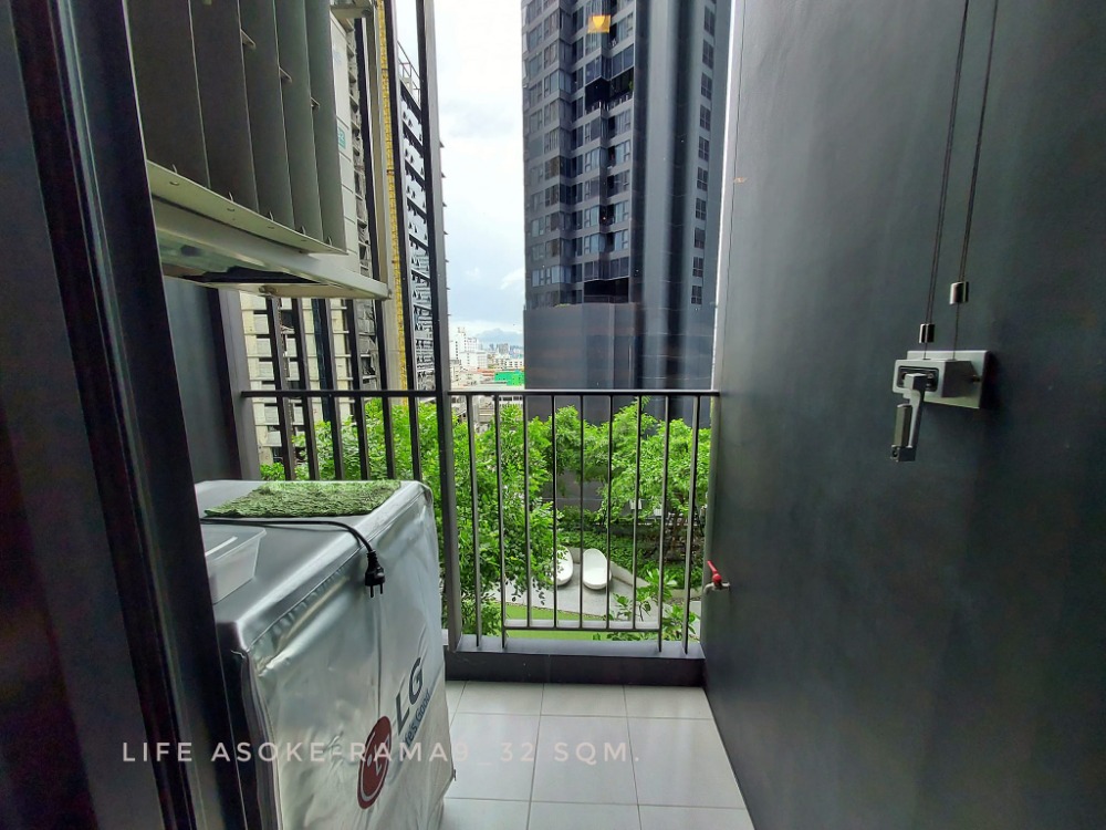 !!! For Rent !!! Life Asoke-Rama9