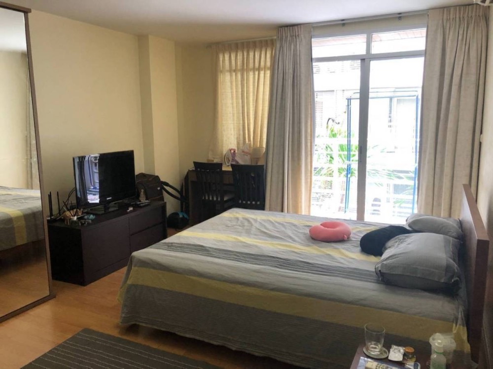 NS: For Rent!!  The link Sukhumvit 50