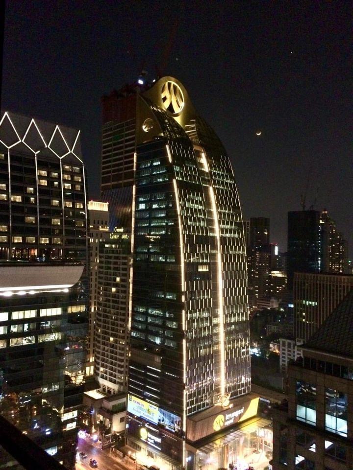 Ns: For Sale!!  Noble Ploenchit condominium.