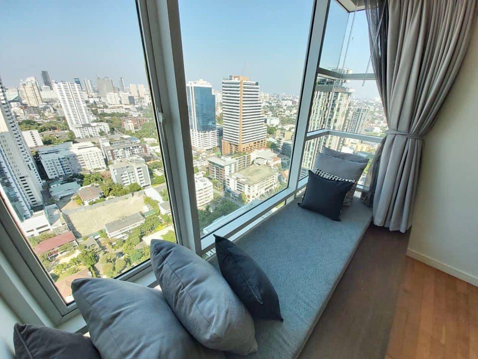 Ns: For Rent!! Fullerton Sukhumvit Condominium.