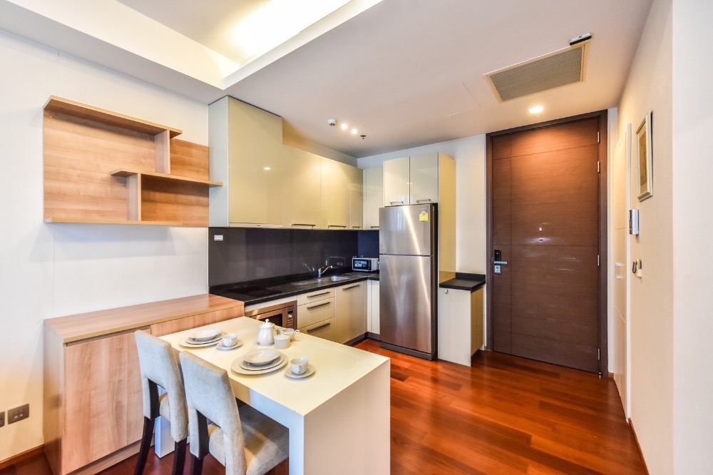 Ns: For Rent!! Quattro Thonglor