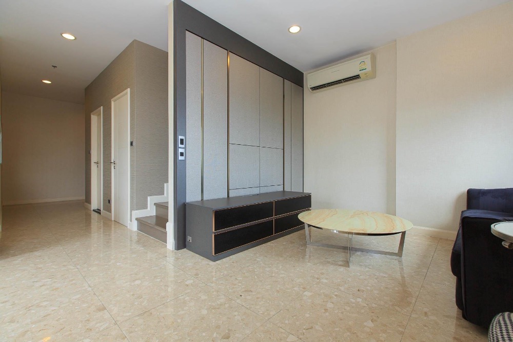 Ns: For Rent!! The Crest Sukhumvit 34