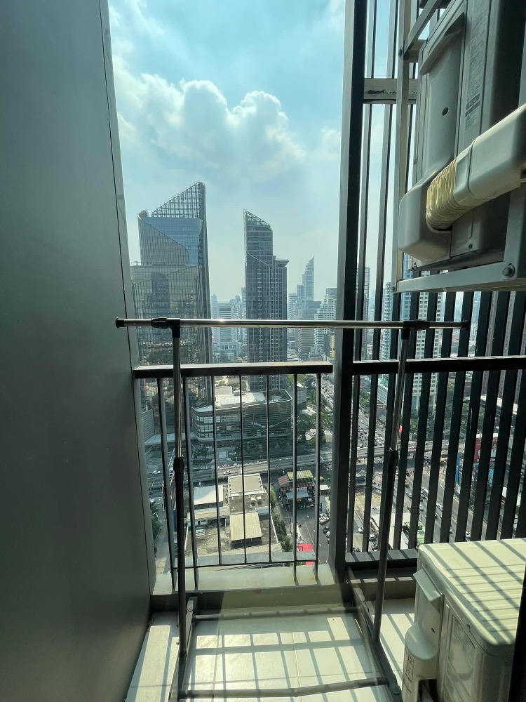 Ns: For Rent !!   Life Asoke