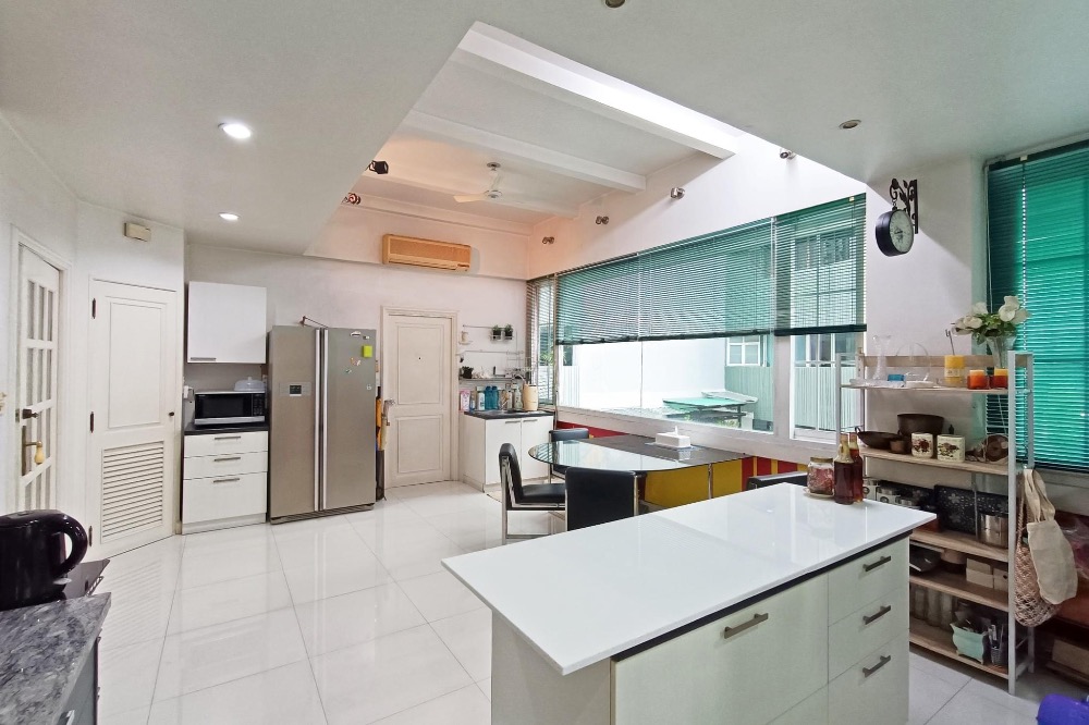 Ns: For Sale!! Premier Condominium Sukhumvit 24