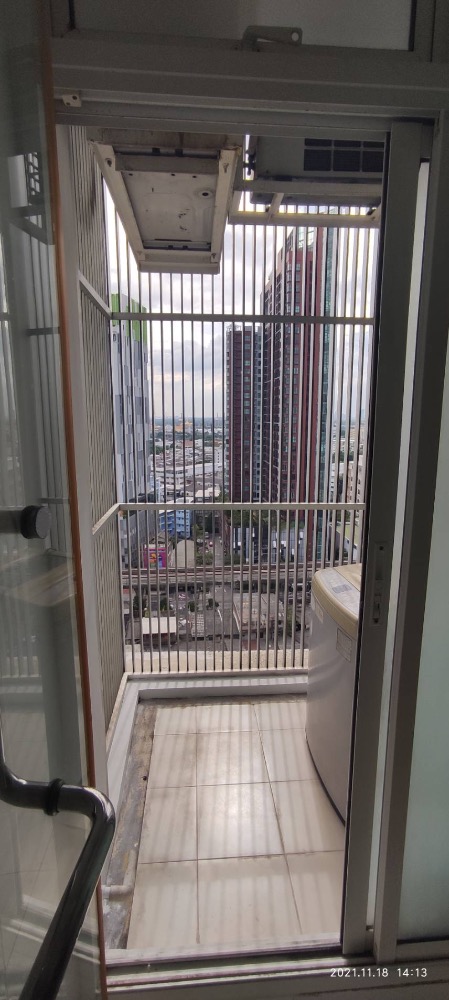 Ns: For Rent !!   The Bloom Sukhumvit 71