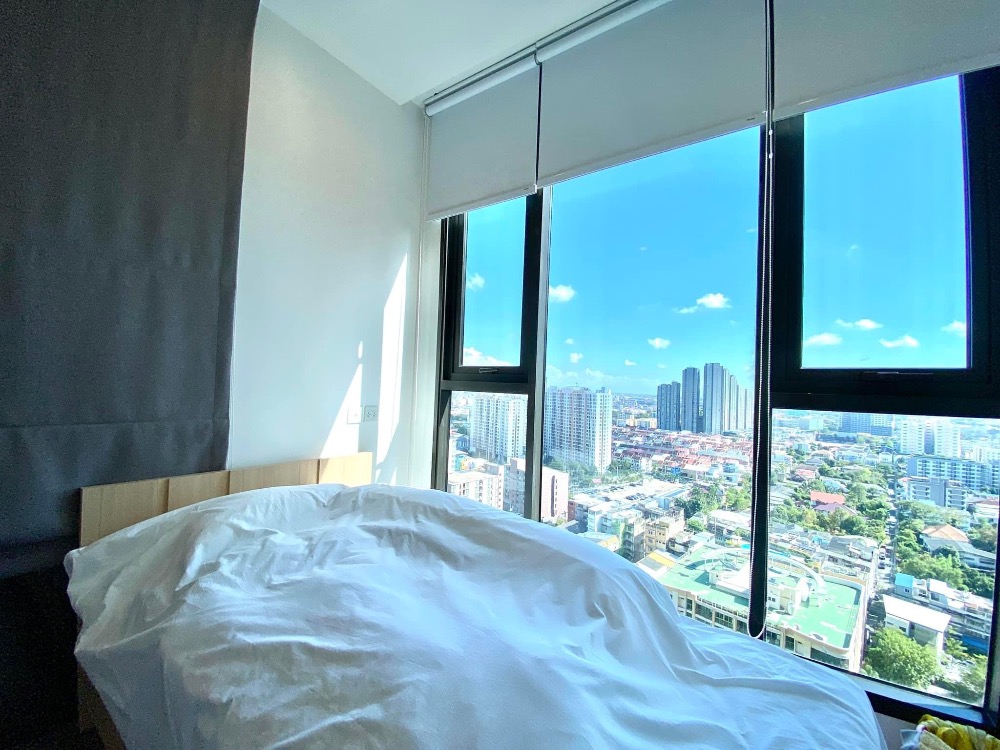 Ns: For Rent !!  Whizdom essence sukhumvit 101